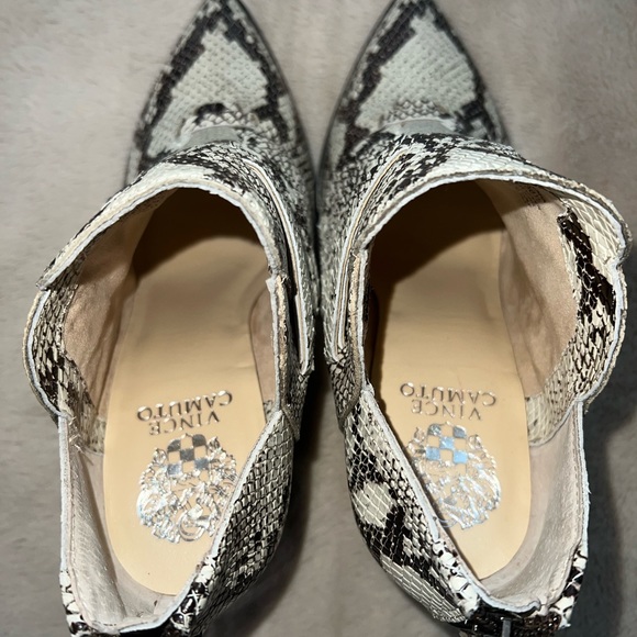 Vince Camuto Boots Size 8 Western - Picture 7 of 11